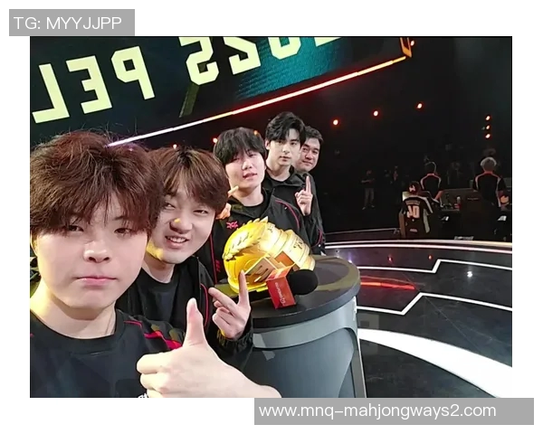 和平精英赛场上JDG进攻策略分析及其成败得失探讨